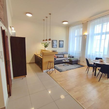 Bresly Apartament Old Town Вроцлав Екстер'єр фото